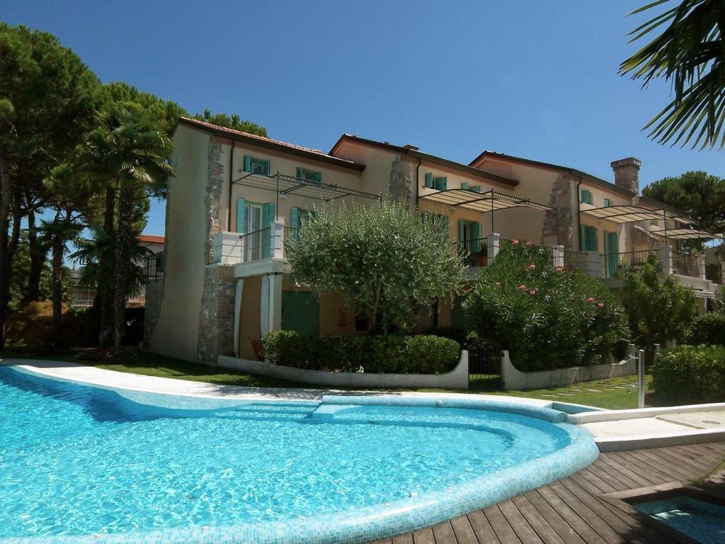 Liro Apartments Lido di Jesolo Rum bild