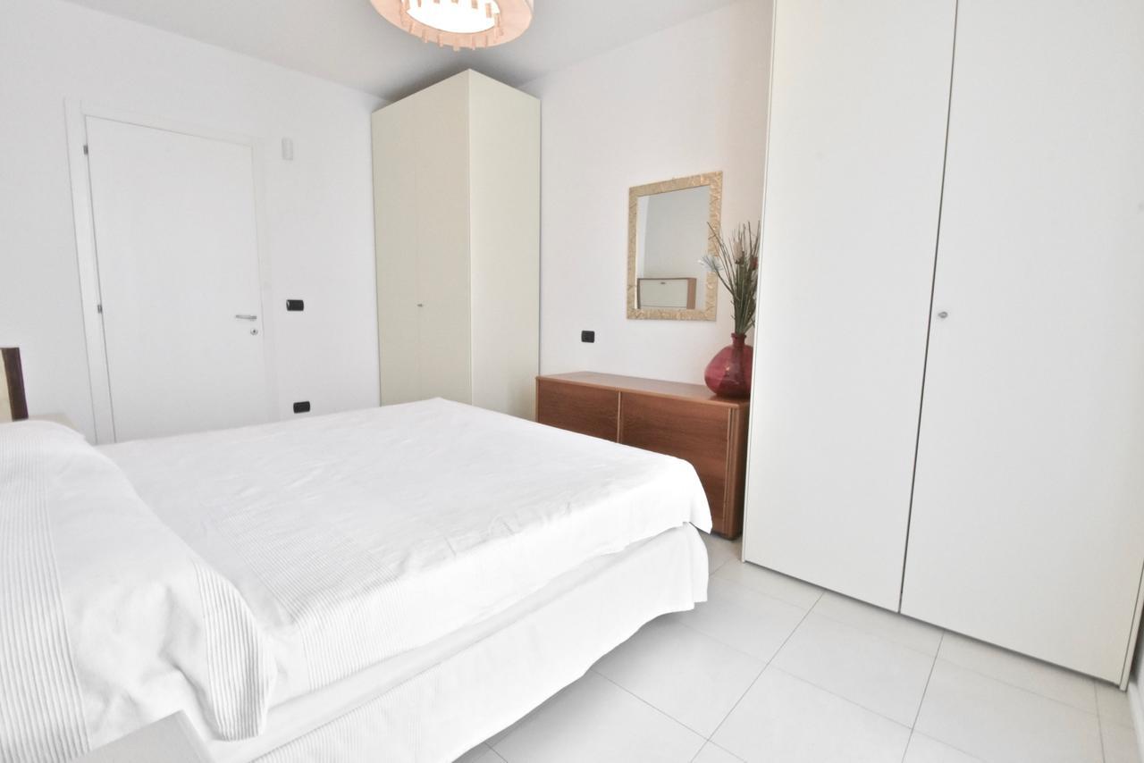 Liro Apartments Lido di Jesolo Exteriör bild